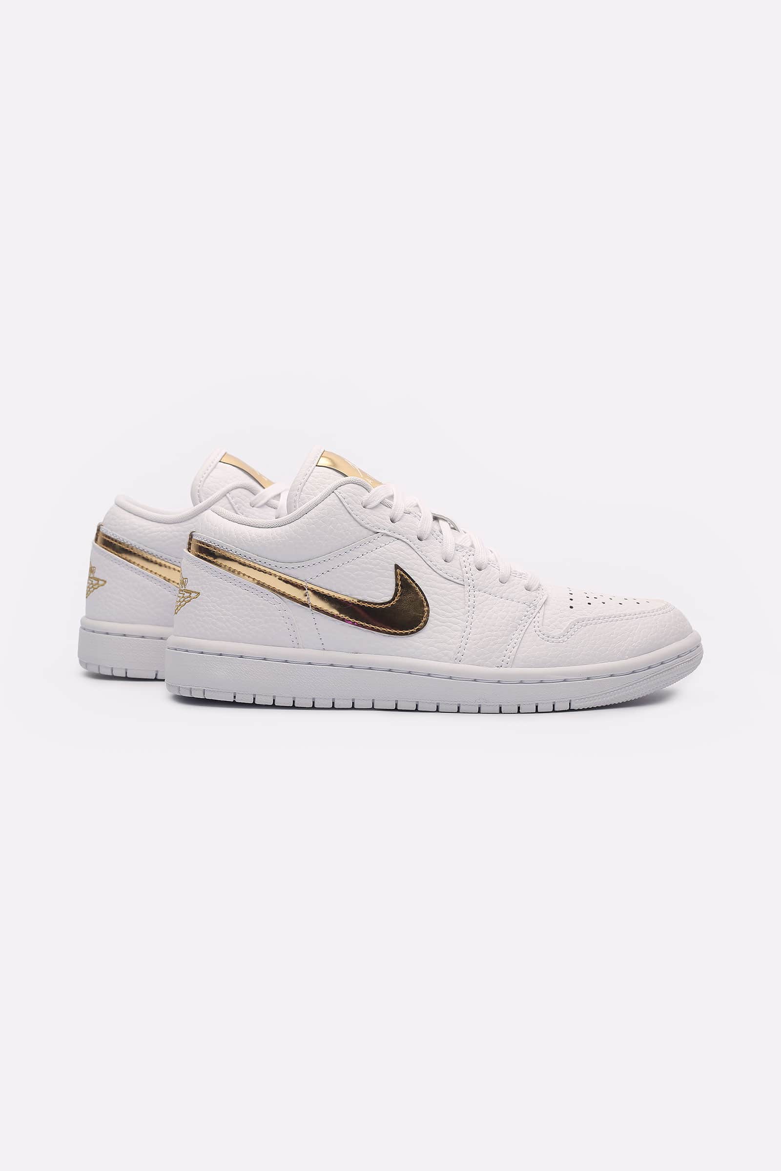 Женские кроссовки Jordan WMNS 1 Low SE (CZ4776-100_)