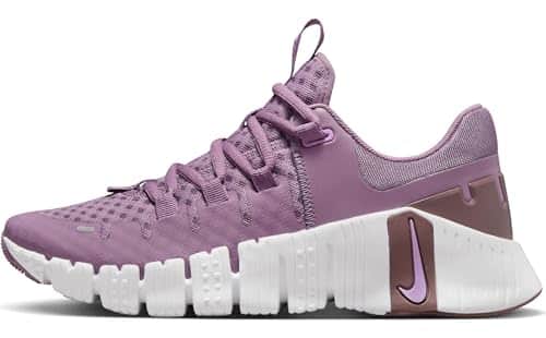 Женские тренировочные кроссовки Nike Free Metcon 5 с поддержкой стопы и гибким верхом