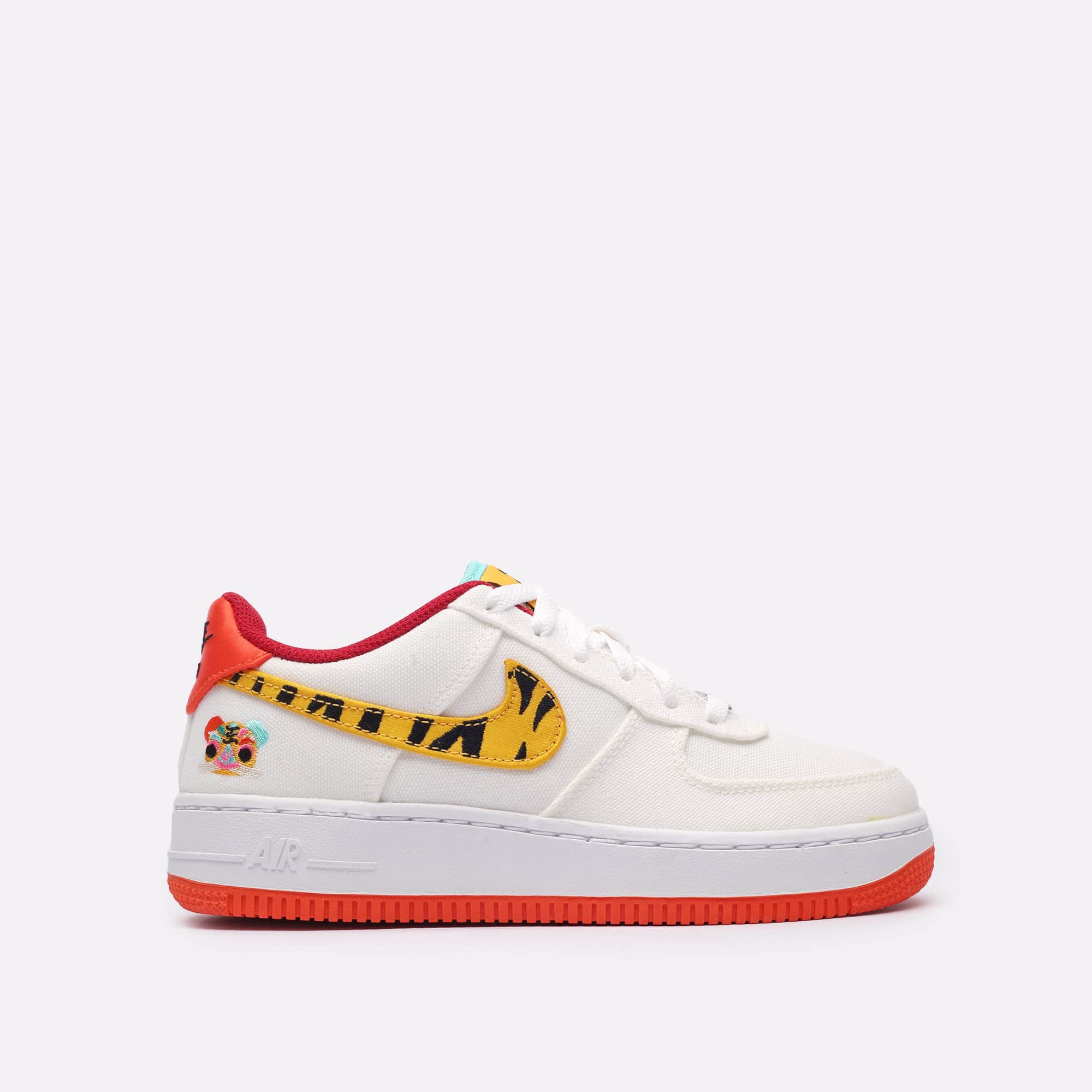 Женские кроссовки Nike Air Force 1 LV8 GS (DQ4502-171)