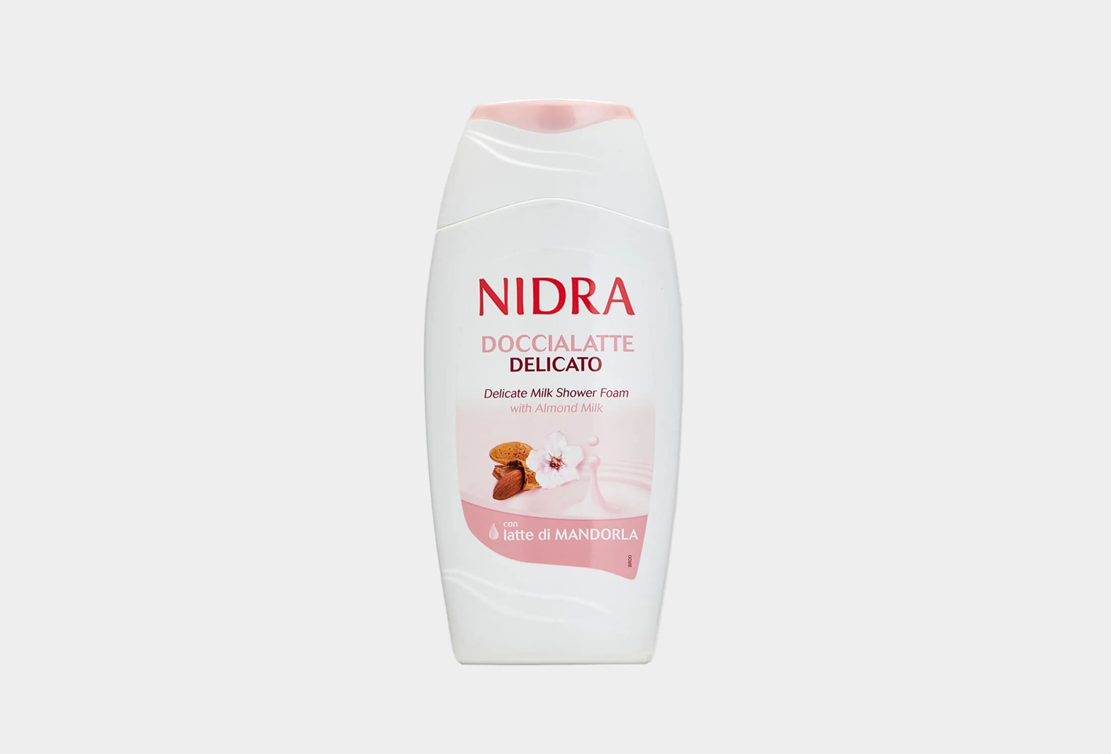 MILK SHOWER FOAM WITH ALMOND MILK