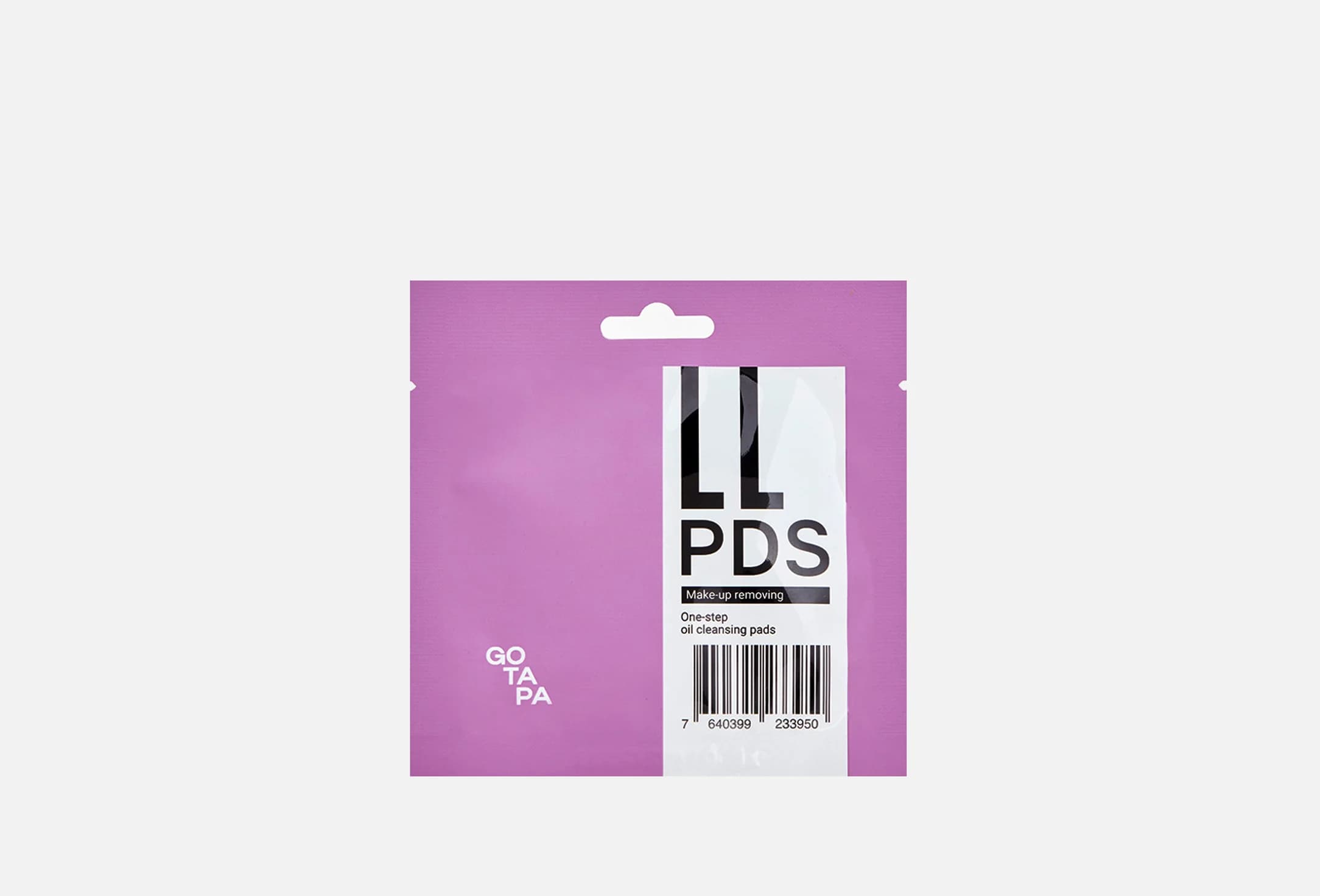 One-step oil cleansing pads