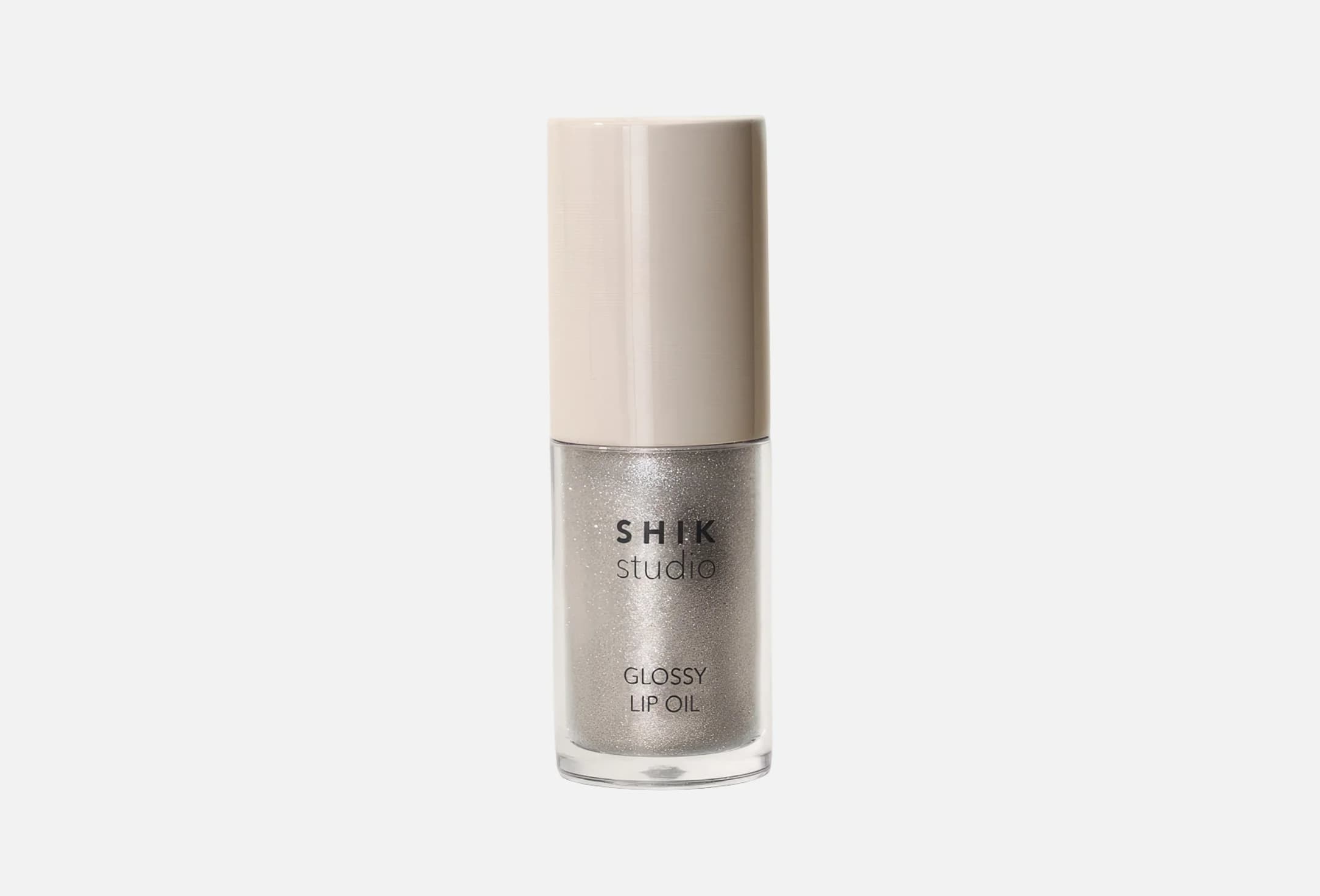 Glossy lip oil